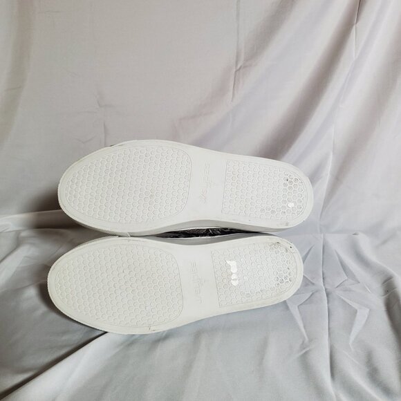 J/Slides Sneaker - Picture 3 of 3